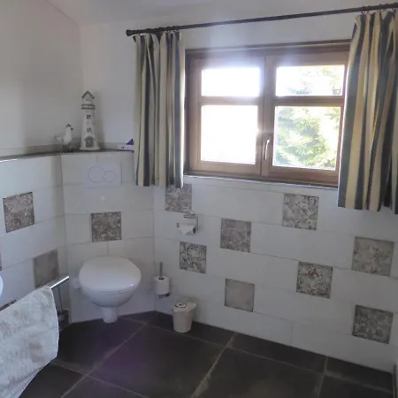 Holstein-hoefle - Gipfelstueble Daire *